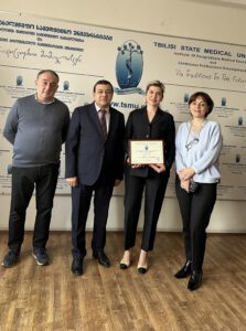 დეა პაპასკირს კლინიკური პროფესორის წოდება მიენიჭა